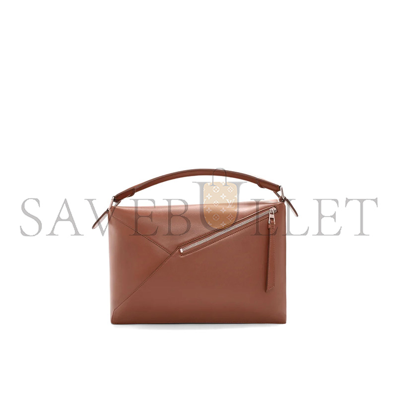 LOEWE LARGE PUZZLE BAG IN SHINY CALFSKIN B510P00X01 (33*21.5*14.7cm) LOEWE LARGE PUZZLE BAG IN SHINY CALFSKIN B510P00X01 (33*21.5*14.7cm)